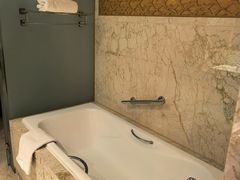 -西安赛瑞喜来登大酒店