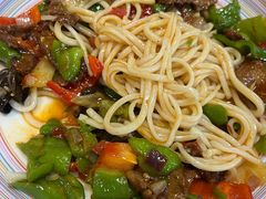 -歹歹的加个面过油肉拌面