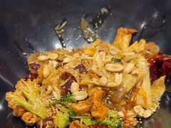 -醉人椒麻辣香锅(王府井喜悦店)