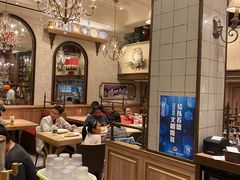 -玛格萝妮比萨屋(四平店)
