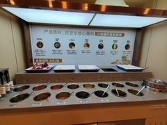 -七欣天香辣蟹火锅(闵行浦江欢乐颂店)
