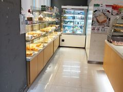 面包甜点陈列柜-沁园(工商大学339号店)
