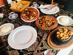 -Old Ottoman Cafe & Restaurant