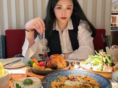 -阿妮叶李(光谷世界城店)