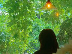 -彳亍咖啡·这里(水湾路店)