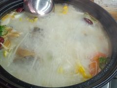 -云南印象昭通天麻火腿鸡(新疆石油花园二期店)