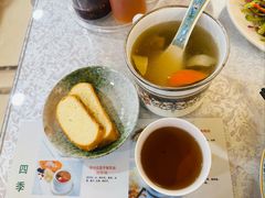 -汗腾格里·风味餐厅(新疆驻京办店)