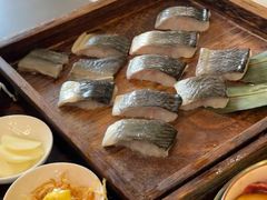 -围炉肉舍•炭烤活鳗•丹东海鲜烤肉(步行街店)