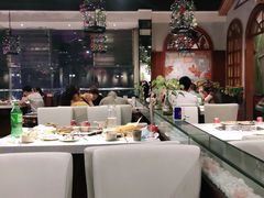 大堂-牛鼎记潮汕牛肉火锅(阳朔店)