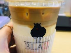 拿铁咖啡latte-BLAQ咖啡(骏豪店)