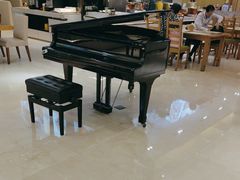 -昆山裕元花园酒店·温莎西餐厅