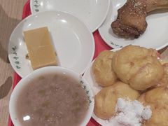 -护国寺小吃店(红莲南路店)