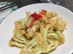 XO酱爆有机花菜-渔语鱼新川菜Bistro(万象天地店)