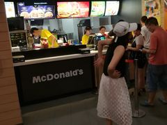 -麦当劳(水坑尾街店)