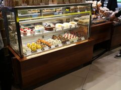 面包甜点陈列柜-莉莲蛋挞(日月光店)