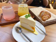 -Huii cafe&bar 绘咖啡(U37店)