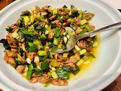 宣威小炒肉-老滇山寨•云南特色菜•地方菜•民族风情歌舞表演(金碧店)