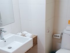 -如家旗下-西安高新区西部大道阳光城华驿酒店