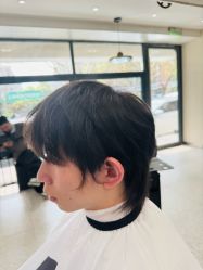 -PE SALON