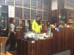 -何太太馄饨面铺(大浒东苑店)