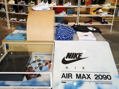 -NIKE KICKS LOUNGE体验店(北京新中关店)