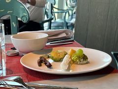 -锦厨国际自助餐厅 · 云端景观 (昆明索菲特大酒店)