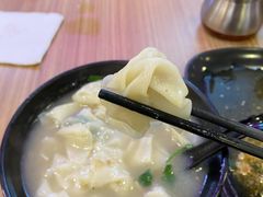 -小杨生煎(成山巴黎春天店)