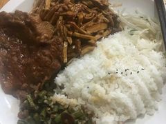 -何太太馄饨面铺(大浒东苑店)