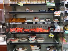-全家便利店(秀沿路店)