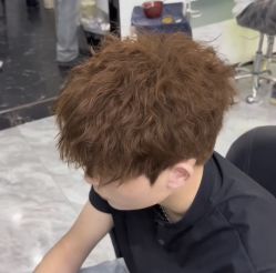 -尤司男士国潮理发馆