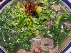 -云阿蛮云南生烫牛肉米线(奉贤路店)