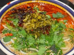 -云阿蛮云南生烫牛肉米线(奉贤路店)