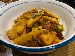 -黄泥岗·地道湖北菜(奥特莱斯店)