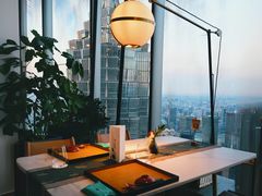 -雲上錢屋·地标景观(上海中心店)