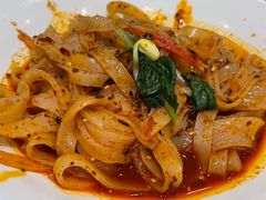 岐山擀面皮-令氏家外家周秦食府(高新店)