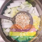 将他们先煮一下,在捞起来等待️