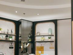 -港丽餐厅(正大店)