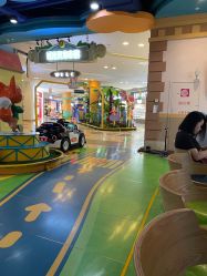 -纽西卡汽车小镇(大悦城店)