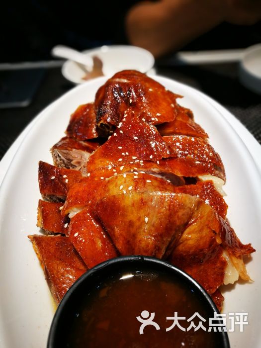 广式明炉烧鸭