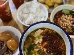 -余庆小吃(小吃一条街店)
