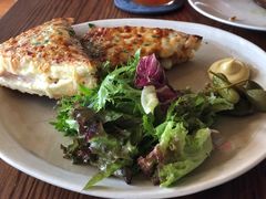 -ROAST coffee & eatery