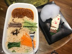 -雀舞云南菜(天津天河城购物中心店)