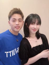 -Rise Hair上升造型