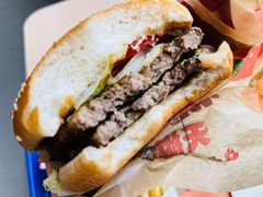 双层天椒皇堡-汉堡王(北京三里屯购物中心)