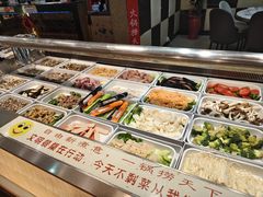 -尚品海鲜肥牛自助火锅(湖明店)