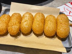 -沪小胖小龙虾(淮海中路旗舰店)