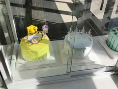 -焙丽拾光(麦凯乐直营店)