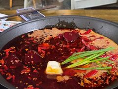 -黄潇洒老火锅(九眼桥宏济巷店)