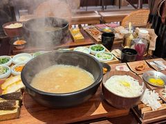-银米·云南传统过桥米线(双廊黑金冠店)