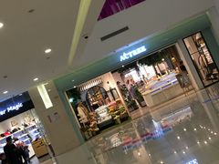 -新田360广场(上海华侨城店)